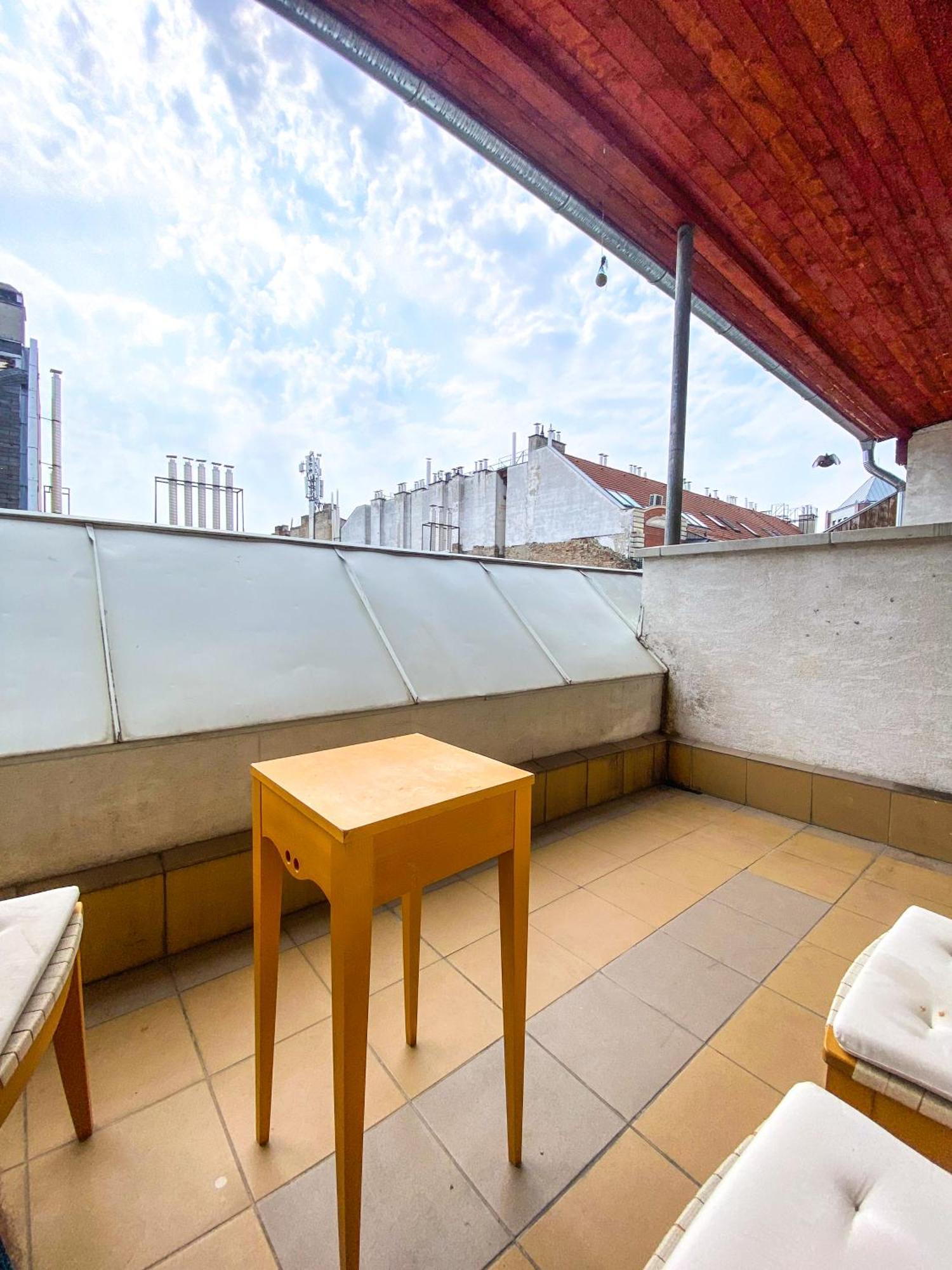 Spacious 2 Story Loft W Balcony Near Opera, Andrassy Apartament Budapeszt
